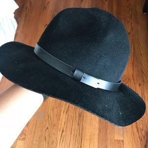 H&M  large brimmed hat